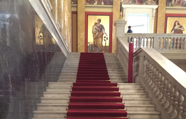 Lépcső szőnyegezés