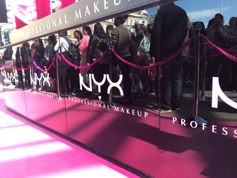 Pink-szonyeg-berles